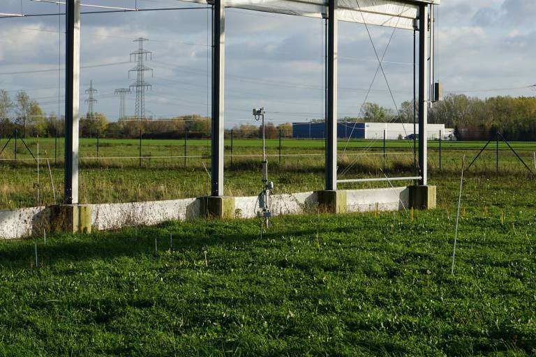 Insbesondere für die Erprobung von Sensoren eignen sich die 50 Versuchsparzellen der Anlage, da die unterschiedlichen Sensortechniken hier unter verschiedenen Klima- und Landnutzungsszenarien eingesetzt und bewertet werden können.